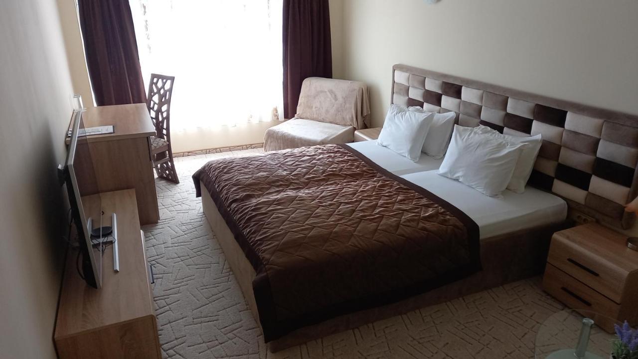 Hotel Dream Stara Zagora Bagian luar foto