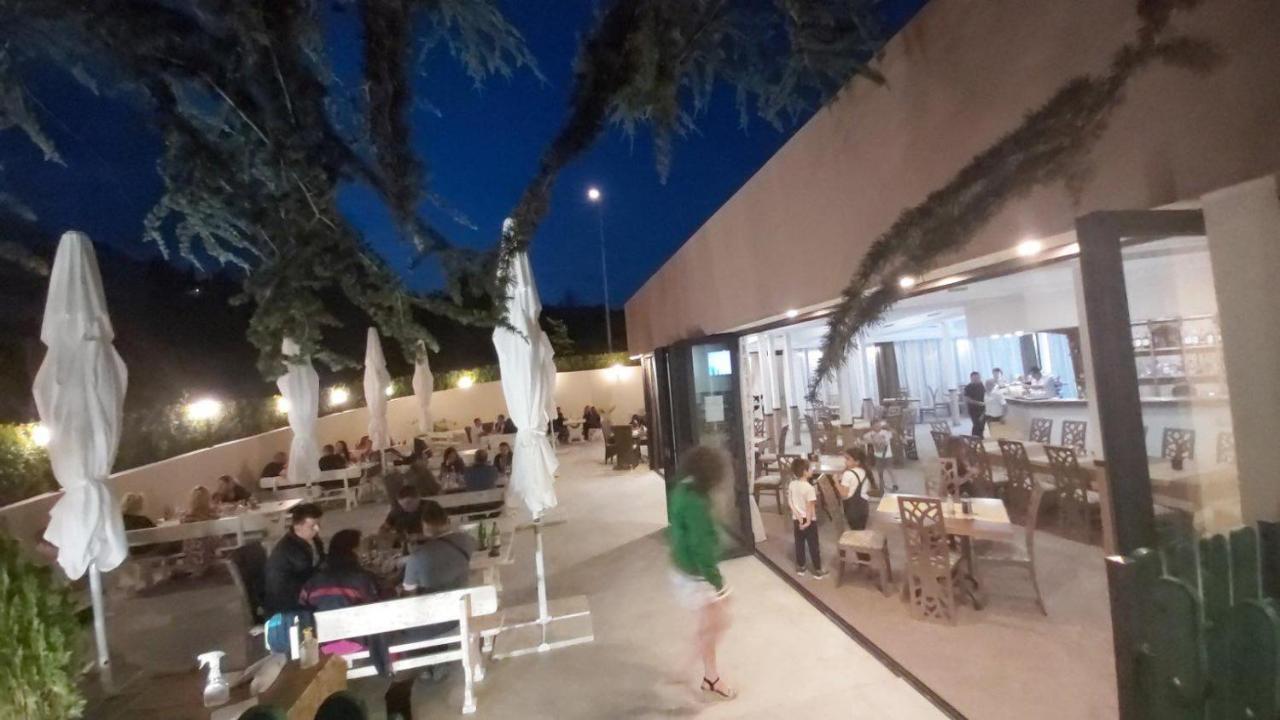 Hotel Dream Stara Zagora Bagian luar foto